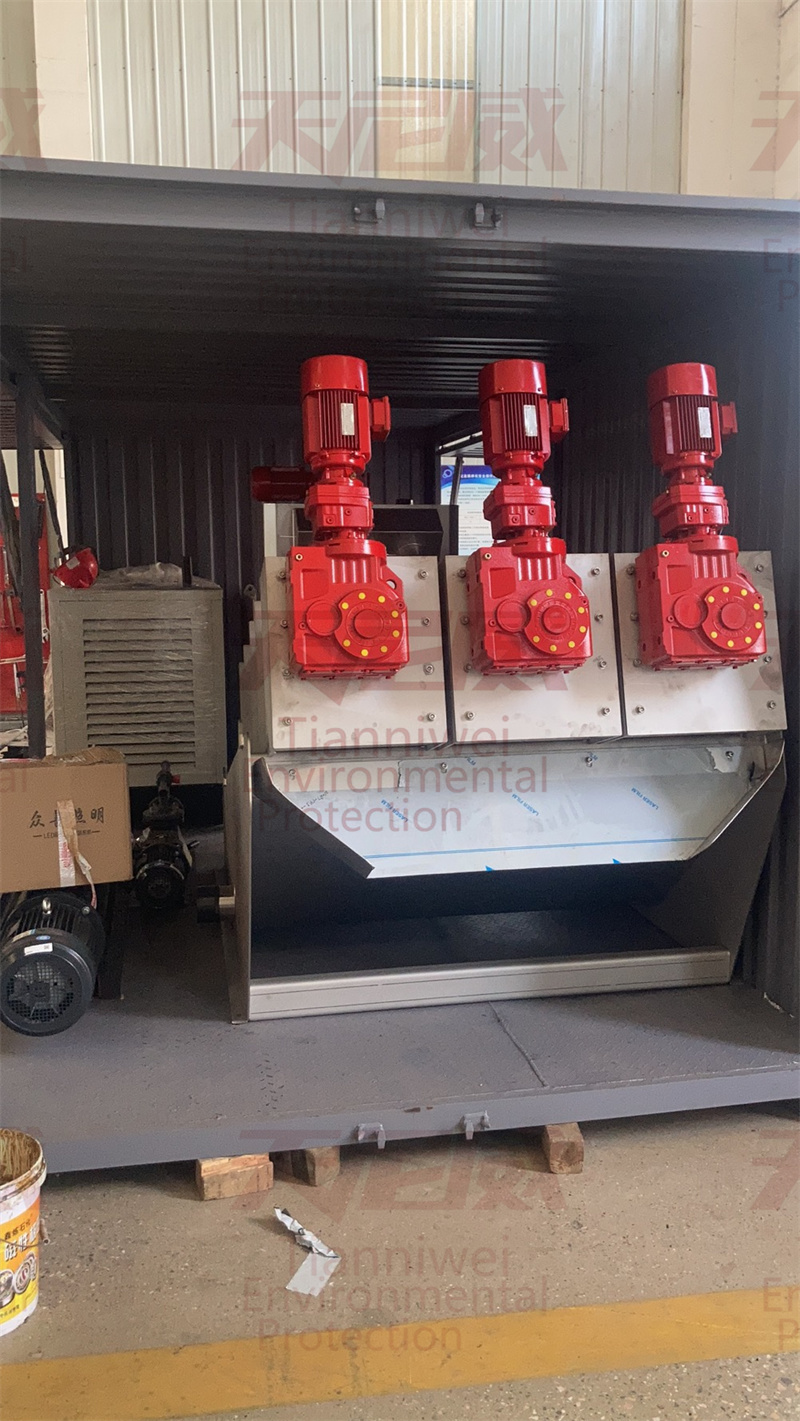 專業污泥清淤，沉淀池清淤，滲濾液清淤